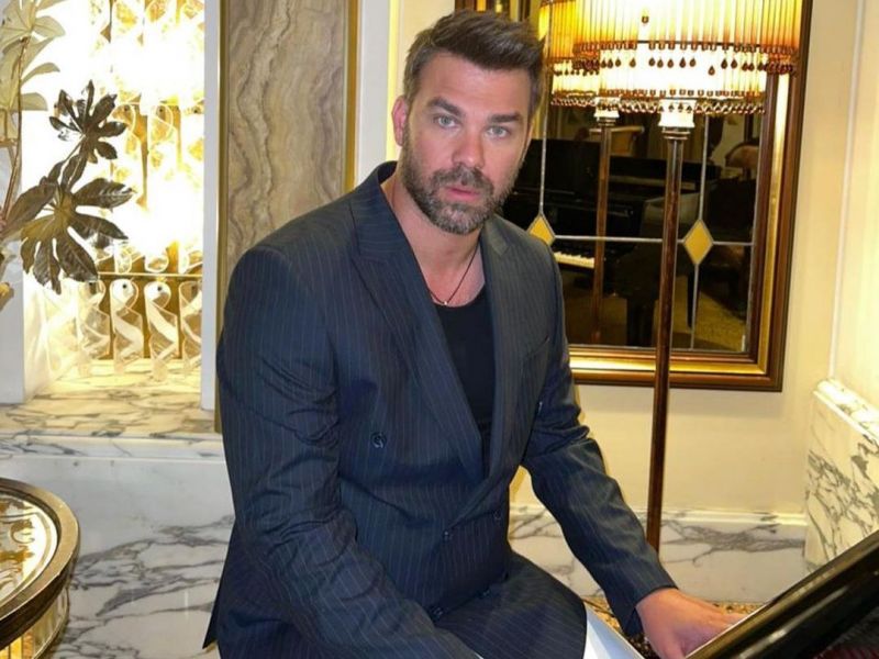 Ο Γιώργος Σαμπάνης απαντάει για τον υποτιθέμενο τσακωμό με την Ιωάννα Σαρρή μπροστά σε κόσμο