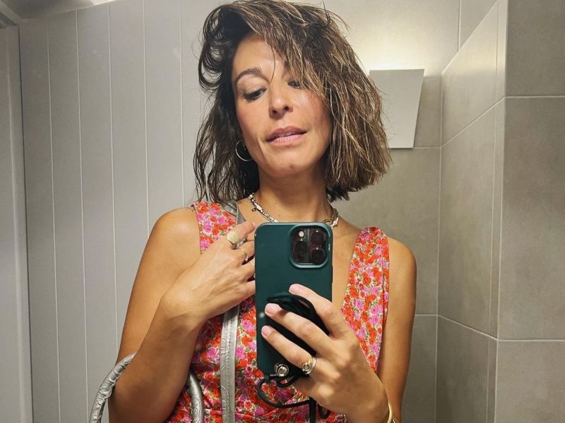Τα micro τατουάζ της Κατερίνας Παπουτσάκη μαρτυρούν πως περνά τα καλύτερά της χρόνια