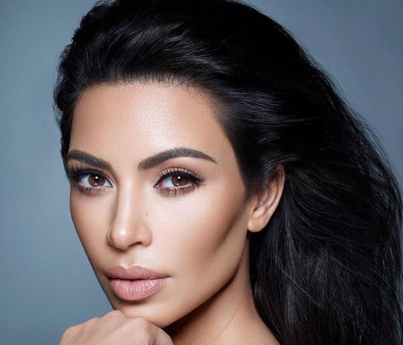 Οι απίστευτες παροχές της Kim Kardashian στην παρένθετη που κυοφορεί το μωρό της