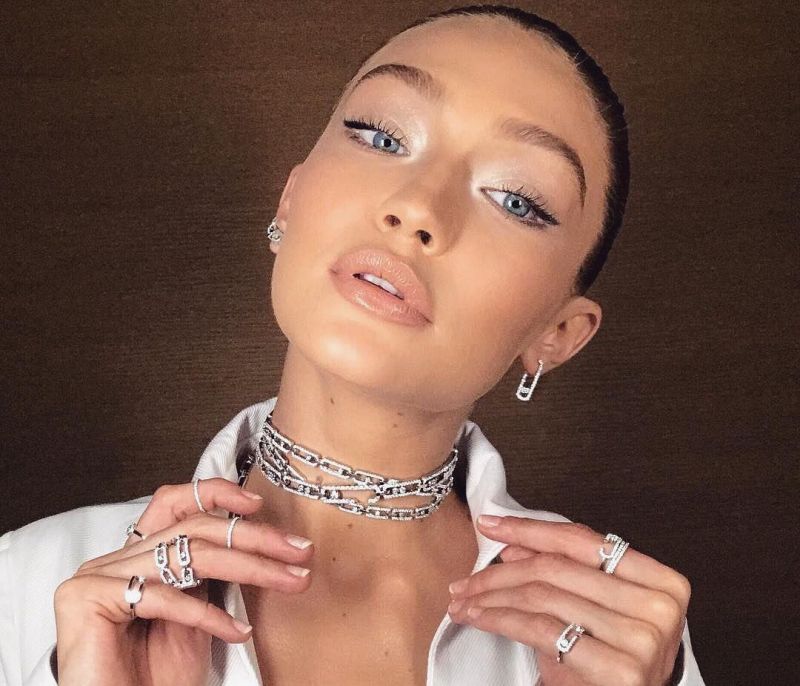 Beauty Alert! Η Gigi Hadid ανακοίνωσε τη δική της σειρά μακιγιάζ