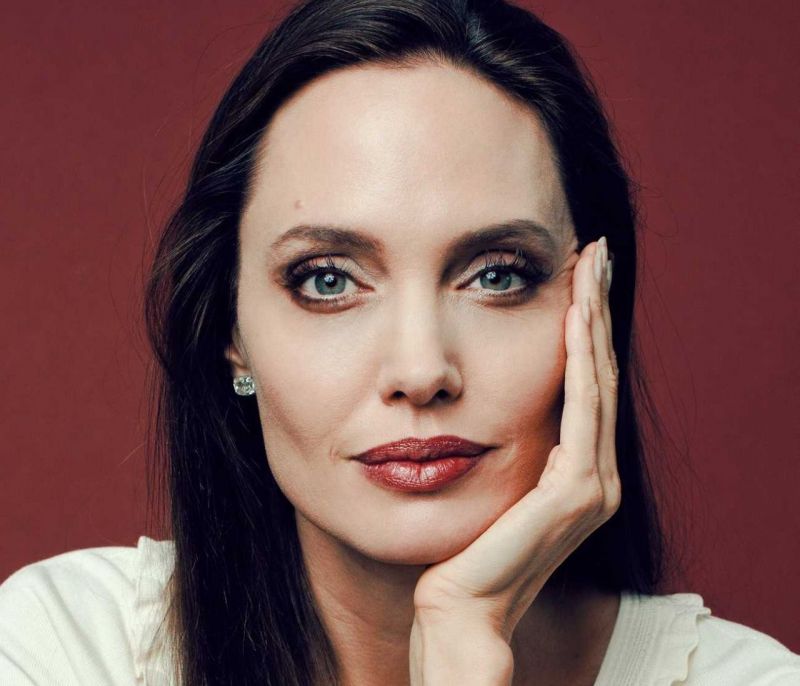 Αυτό δεν το περίμενε! Η Angelina Jolie μόλις δέχθηκε το μεγαλύτερο "χτύπημα" της ζωής της