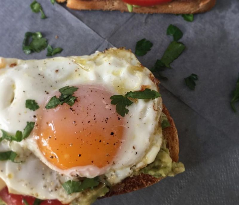 Brunch στο σπίτι: Σάντουιτς με αβγό