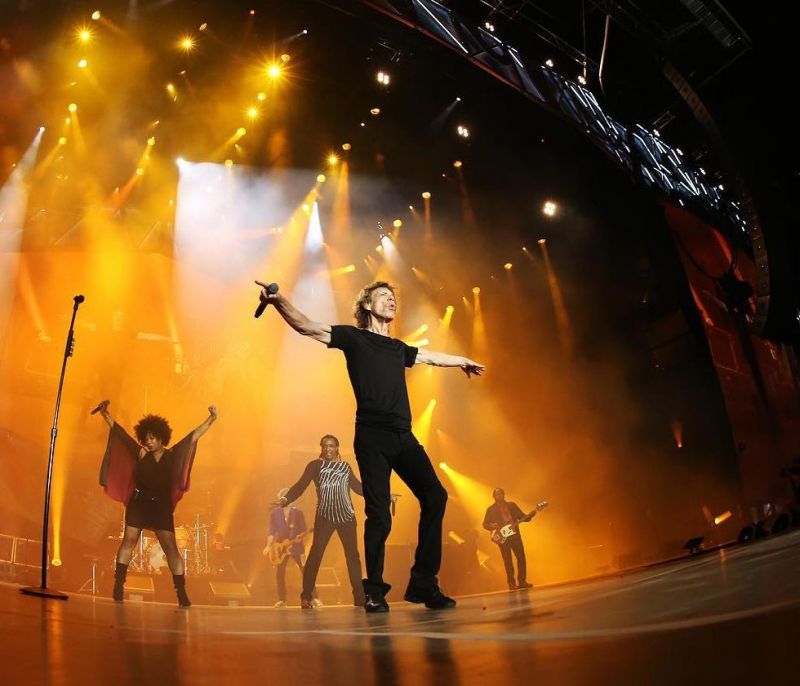 Θα ξεκαρδιστείς με τα σχόλια του Mick Jagger κάτω από τις φωτογραφίες του γιου του στο Instagram
