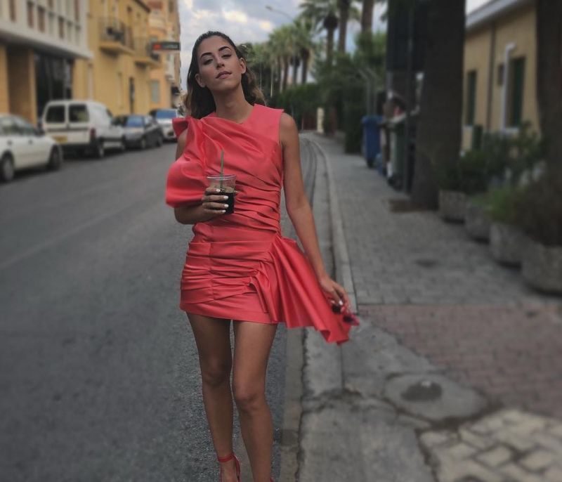 Το σώμα της Demy με μπικίνι απλά δεν παίζεται!