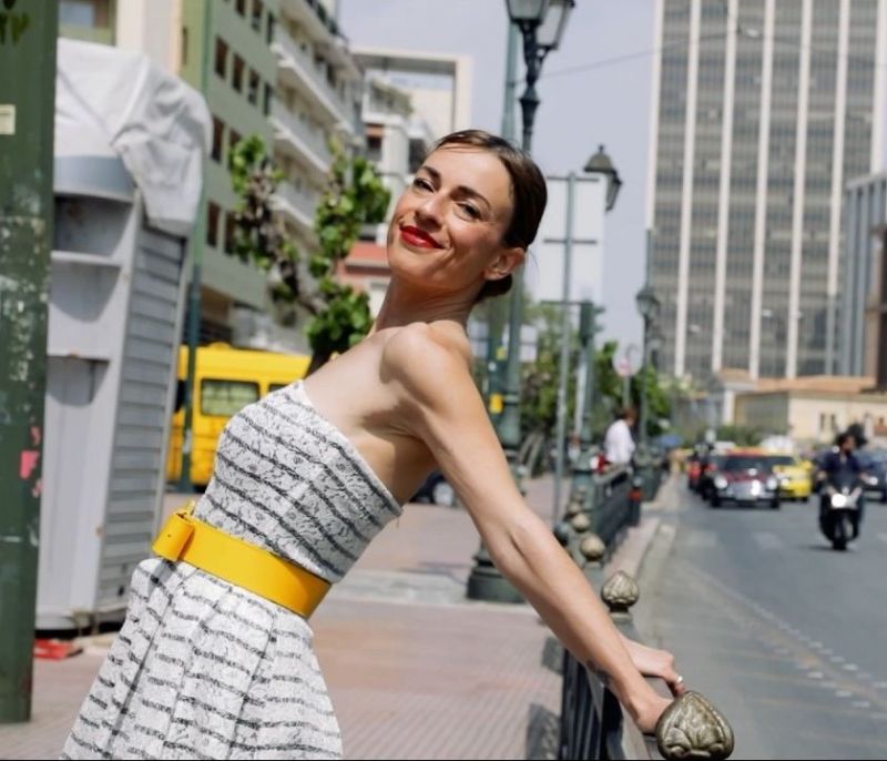 Μόλις βρήκες το πιο ρομαντικό και super στυλάτο φόρεμα για τις επίσημες εμφανίσεις σου