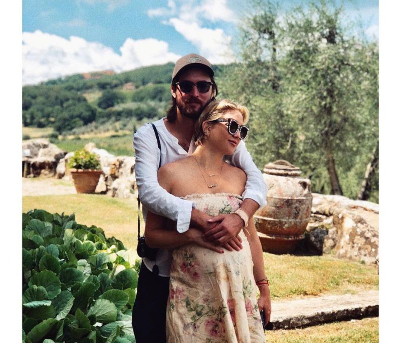 Το βίντεο της Kate Hudson με τη νεογέννητη κόρη της, θα σε κάνει να δακρύσεις