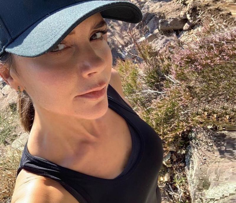Eίναι δυνατόν; Την εμφάνιση αυτή της Victoria Beckham σίγουρα δεν μπορείς να τη διανοηθείς
