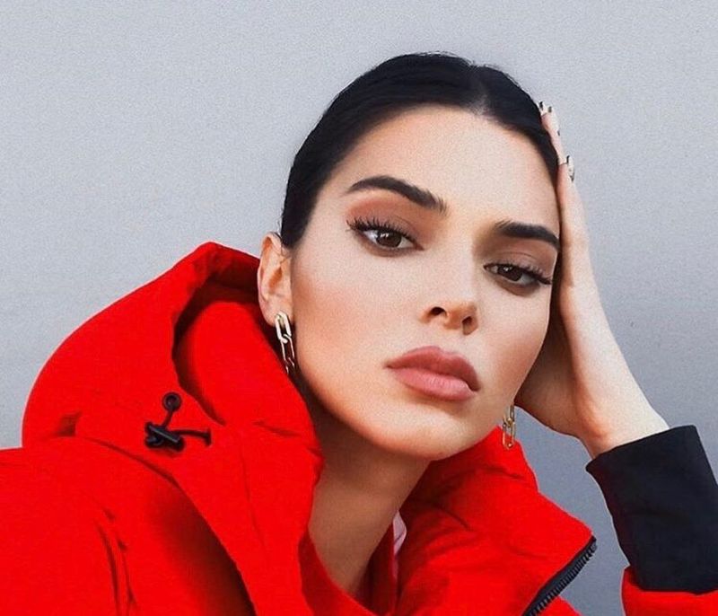 Piece of art! Πρέπει να δεις το eyeliner look της Kendall Jenner από κοντά!