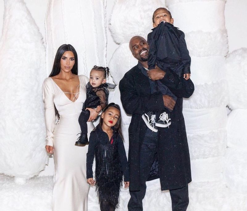 H Kim Kardashian περιμένει τέταρτο παιδί και γνωρίζουμε ήδη το φύλο του