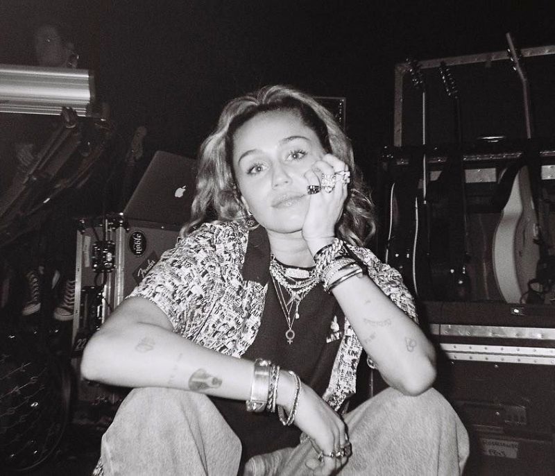 Η Miley Cyrus που ήξερες δεν υπάρχει πια. Δες τι συνέβη