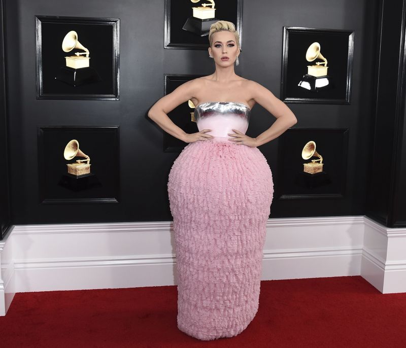 Έγκυος στο πρώτο της παιδί η Katy Perry