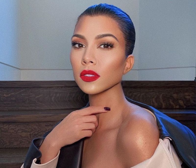 Θλίψη: Η απέλπιδα προσπάθεια της Kourtney Kardashian να ασχοληθεί ο κόσμος μαζί της