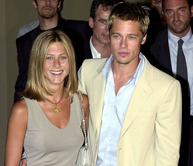 Όλη η αλήθεια για το ταξίδι της Jennifer Aniston και του Brad Pitt στο Παρίσι