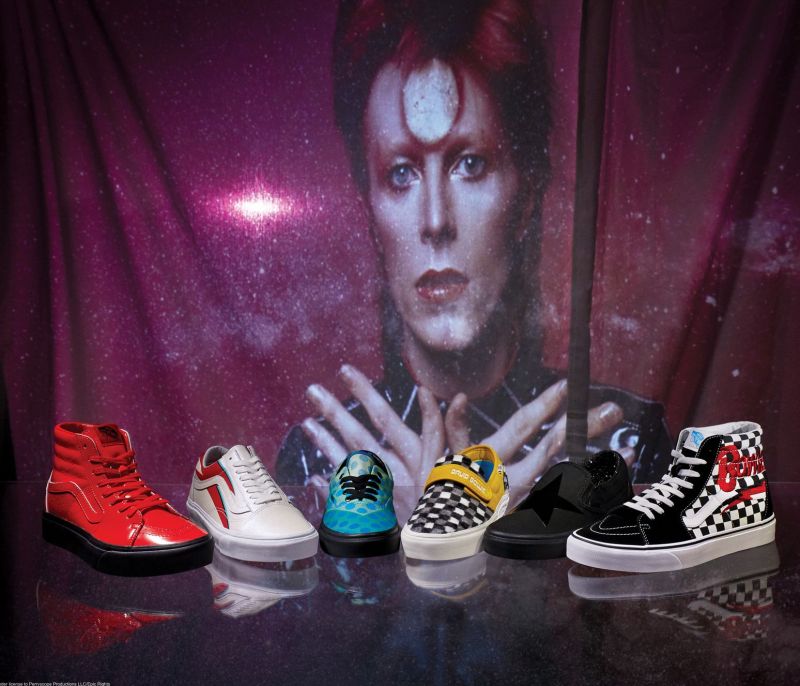 David Bowie: «Ο άνθρωπος που πούλησε τον κόσμο» βρίσκεται πλέον και πάνω στα αγαπημένα σου Vans