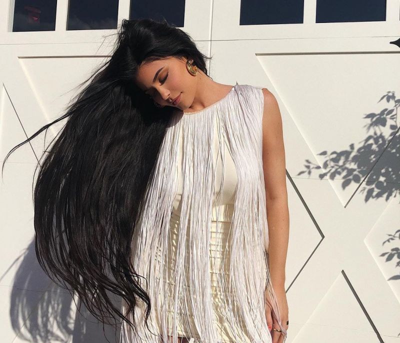 Με αφορμή τη νέα αλλαγή στα μαλλιά της Kylie Jenner, ψήφισε πόσο έχεις κουραστεί με τις περούκες της