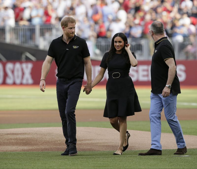 Η εμφάνιση της Meghan Markle στο Wimbledon είχε την πιο γλυκιά αναφορά στον Archie