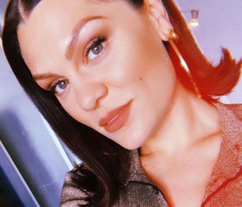 Η Jessie J άλλαξε τα μαλλιά της και είναι αγνώριστη