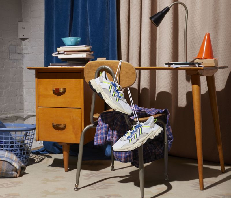 Τα adidas Originals μας ξανασυστήνουν το OZWEEGO, το αγαπημένο sneaker της δεκαετίας του ‘90