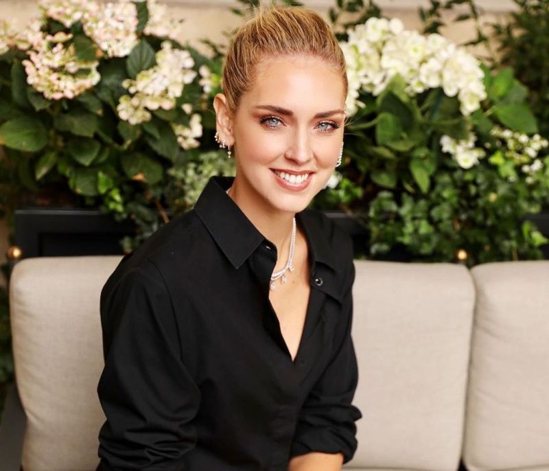 To look της Chiara Ferragni είναι η επιτομή τoυ cool & sexy και μπορείς εύκολα να το αντιγράψεις