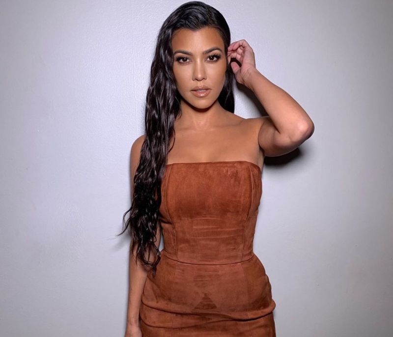 Η Kourtney Kardashian μας δείχνει το πραγματικό της σώμα και το Instagram τρελαίνεται