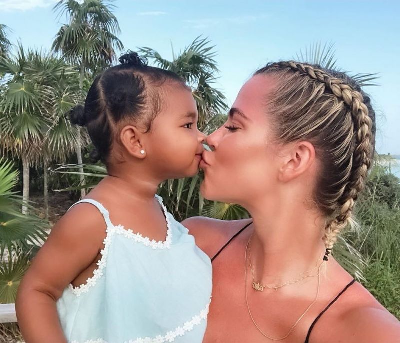 Khloe Kardashian: Το σχόλιο της αποκάλυψε το παρατσούκλι της True, και είναι μοναδικό