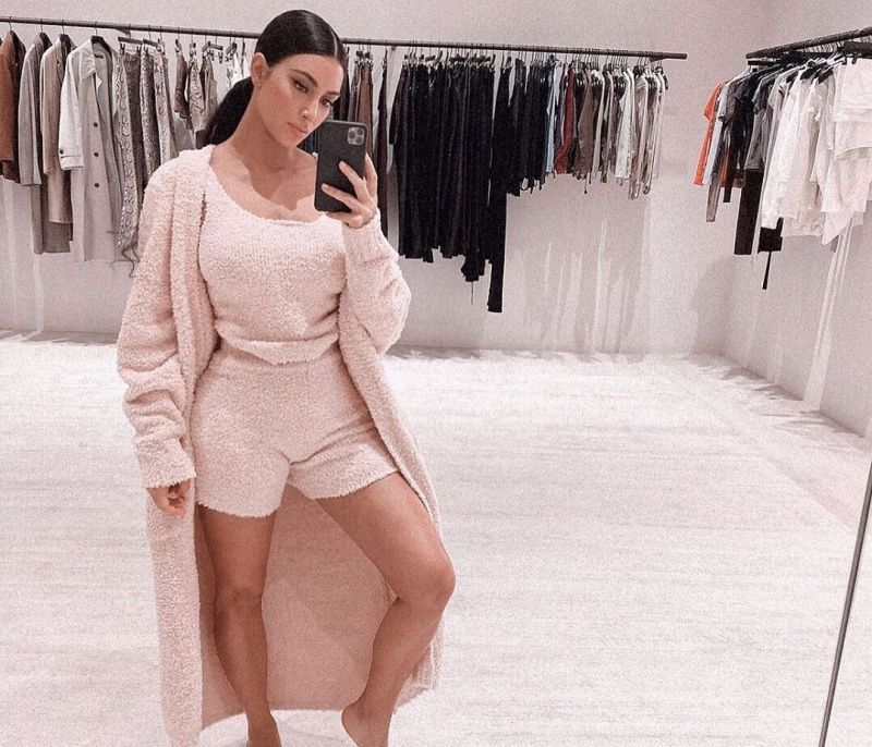 Η Kim Kardashian αποκάλυψε μία προς μία τις ασκήσεις για το εκρηκτικό της κορμί