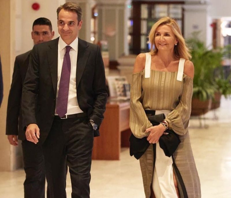 Κυριάκος-Μαρέβα Μητσοτάκη: Η φωτογραφία με τα παιδιά τους που «έριξε» το Instagram