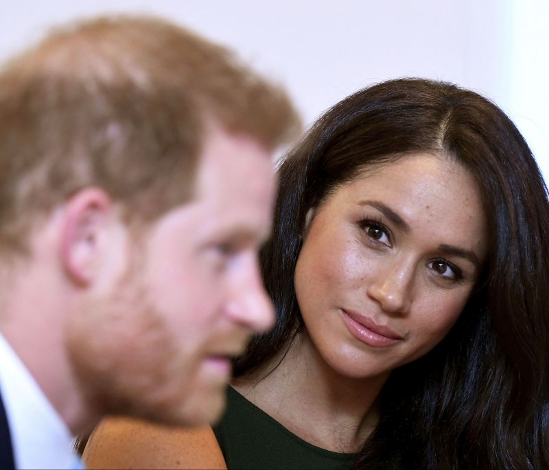 Κι όμως μπορεί να συμβεί! Η Meghan και ο Harry θα πάρουν ξανά τους royal τίτλους τους;