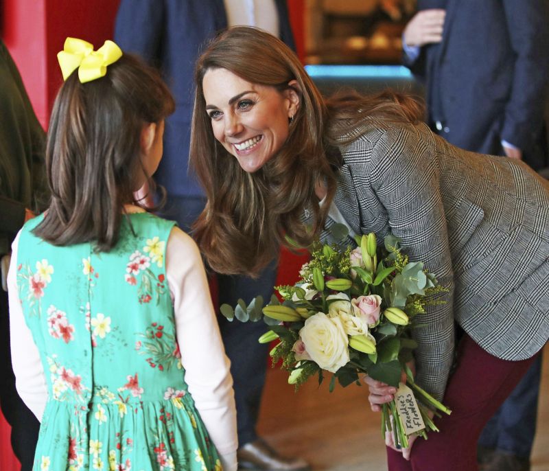 Bρήκαμε το παλτό της Kate Middleton με 40% έκπτωση