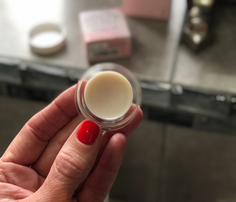 7 χρήσεις του lip balm που δεν είχες φανταστεί ποτέ