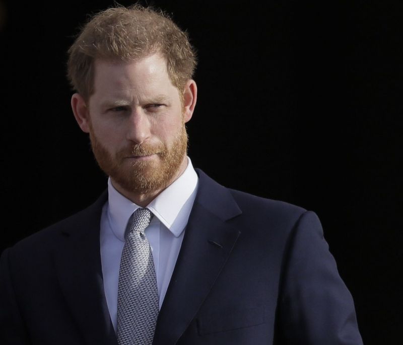Πρίγκιπας Harry: Η μεγάλη επιστροφή στη Μ. Βρετανία και η ατάκα που προκάλεσε χαμό (photos)