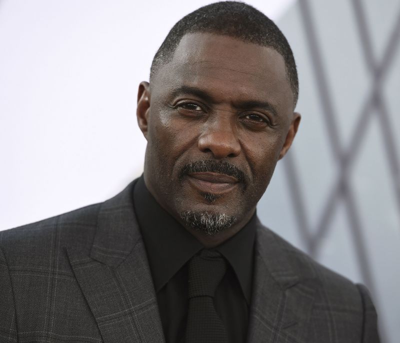 Δεν θα πιστεύεις πώς κόλλησε ο Idris Elba κορονοϊό (photos)