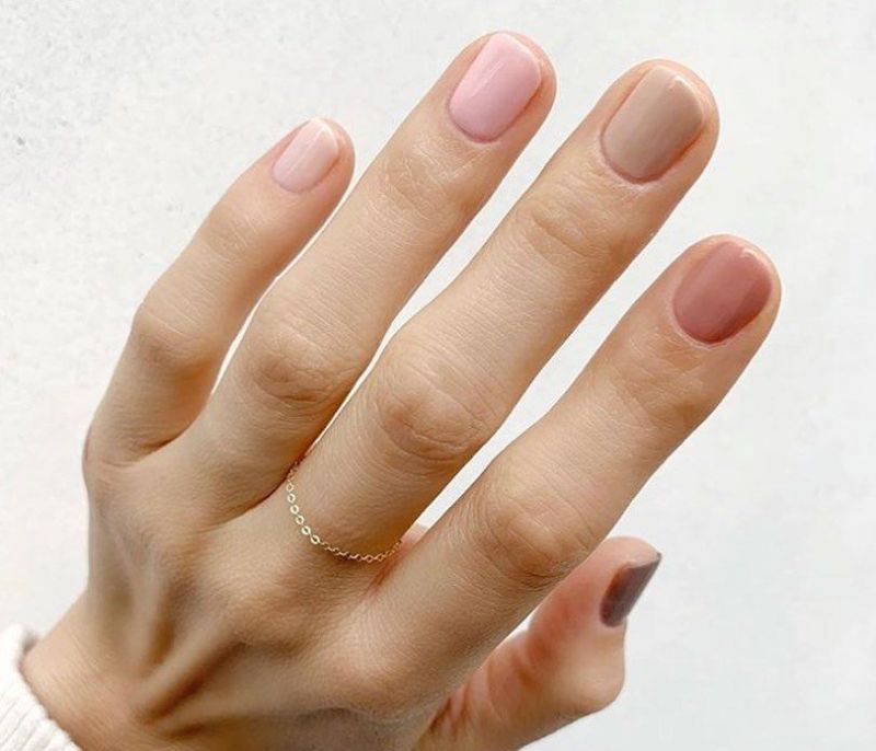 20 Εύκολα ως και πανεύκολα nude nail art που μπορείς να κάνεις και μόνη σου