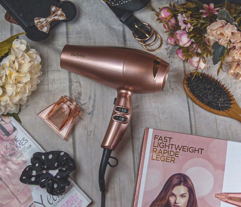 Πώς θα καθαρίσεις τα εργαλεία hairstyling;