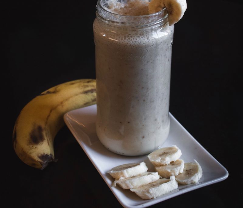 Το smoothie που δεν έχει πολλές θερμίδες, αλλά διώχνει τη λιγούρα για γλυκό