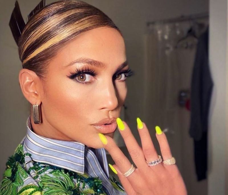 Jennifer Lopez: Οι φωτό που ανέβασε από το γυμναστήριο χωρίς photoshop, δείχνουν... όλη την αλήθεια