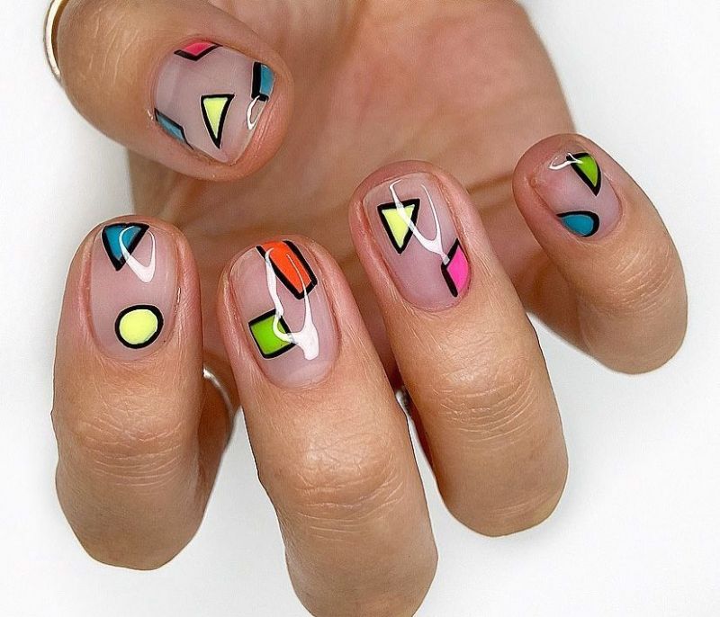 Αν έχεις κοντά νύχια έχουμε 20 nail art μόνο για εσένα!