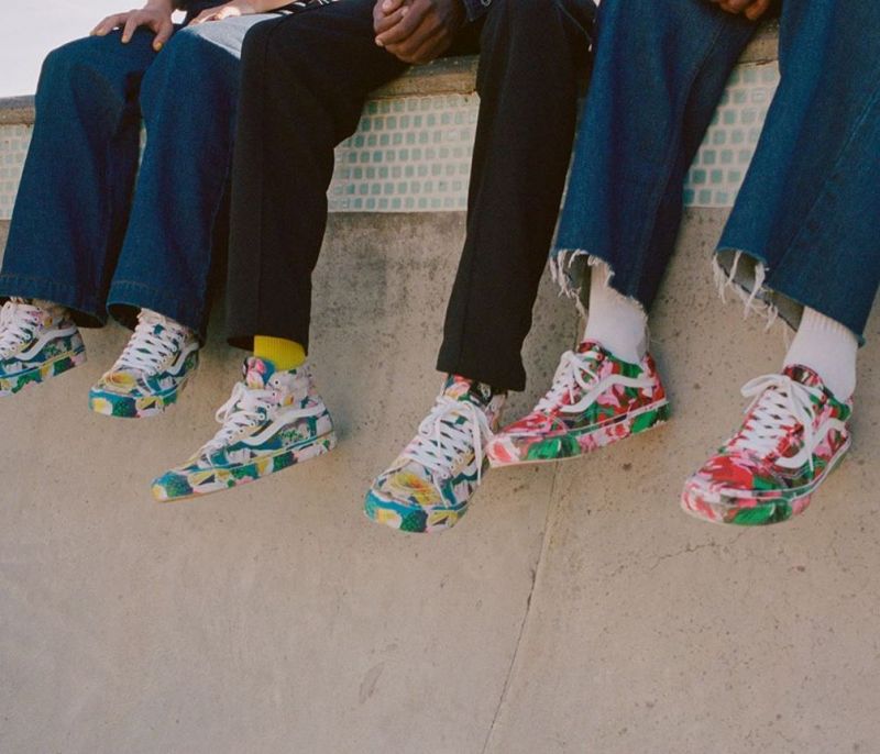 Kenzo X Vans: Μια συνεργασία-έκπληξη γεμάτη έντονα χρώματα και λουλούδια