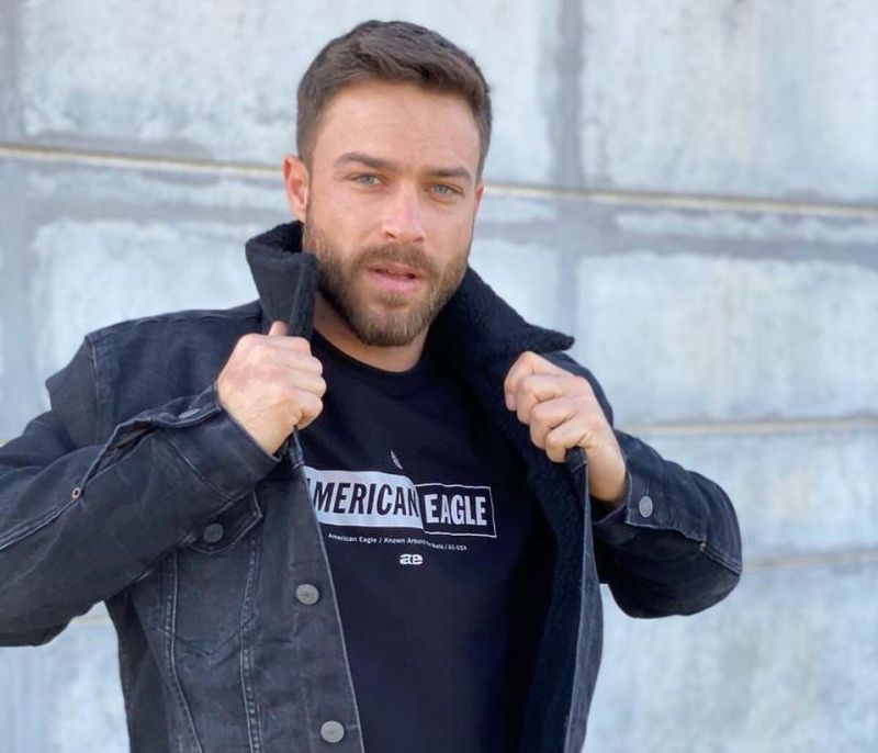 Δε θα πιστεύεις ποια είναι η νέα σύντροφος του Στέφανου Μιχαήλ