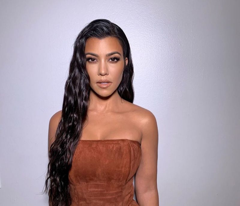 Αυτό είναι το μυστικό της Kourtney Kardashian για natural μακιγιάζ