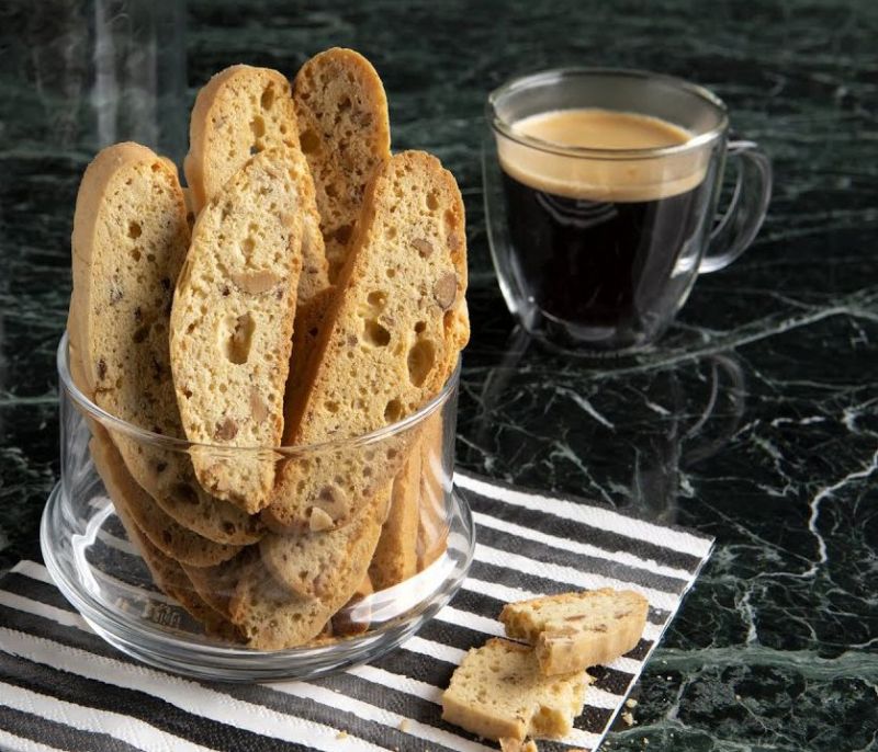 Biscotti με αμύγδαλα από τον Άκη Πετρετζίκη