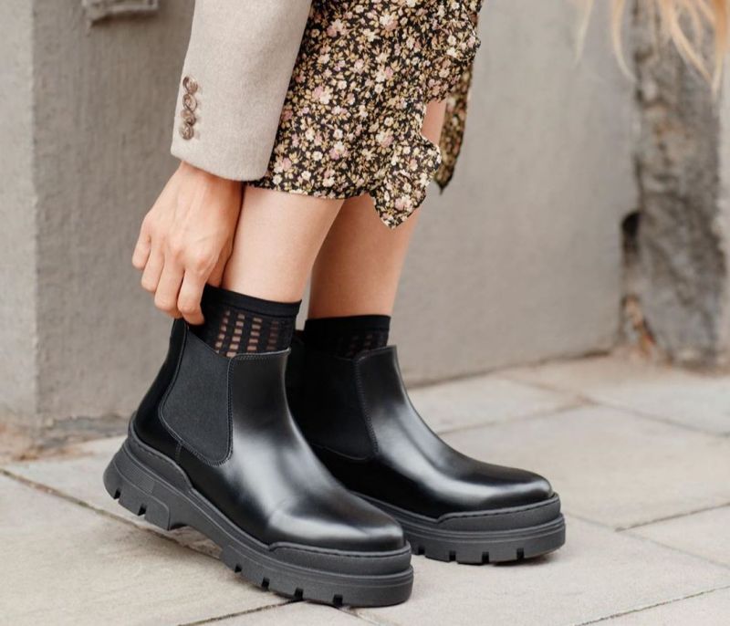 Chelsea Boots: Τα πιο hot κομμάτια της αγοράς για να υιοθετήσεις τώρα την τάση