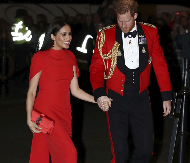 Harry -Meghan Markle: Ούτε φέτος θα κάνουν Χριστούγεννα με την Ελισάβετ