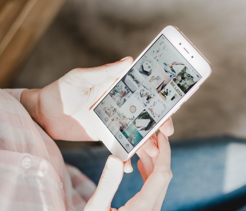 Το Instagram έγινε 10 και μόλις μας έκανε πιο εύκολο να βρούμε ένα παλιό story