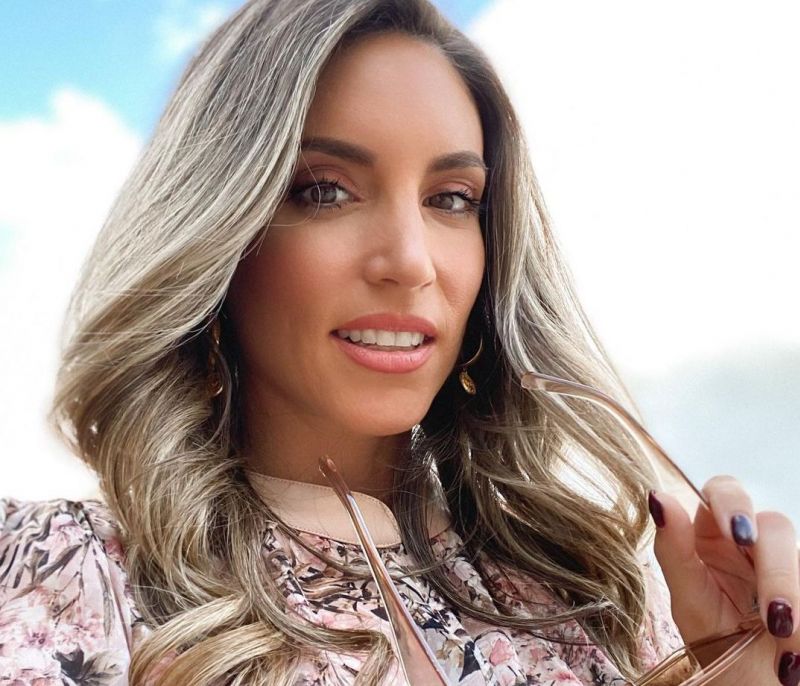 Αλήθεια ή ψέματα; Δες το νέο hair look της Αθηνάς Οικονομάκου