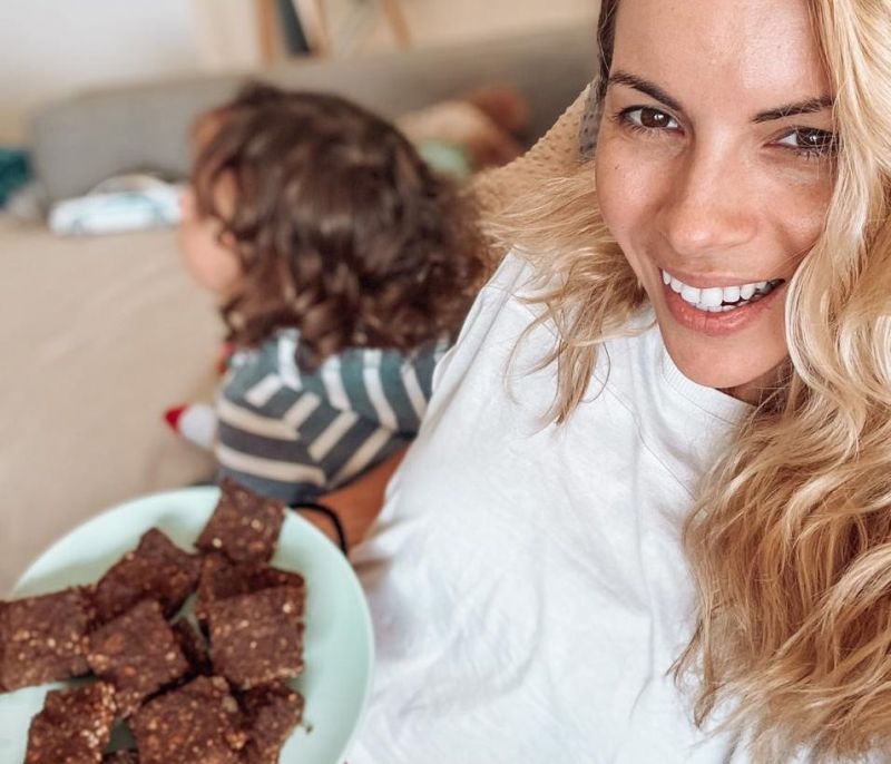 Σοκολατένια brownies με 3 υλικά και ελάχιστες θερμίδες