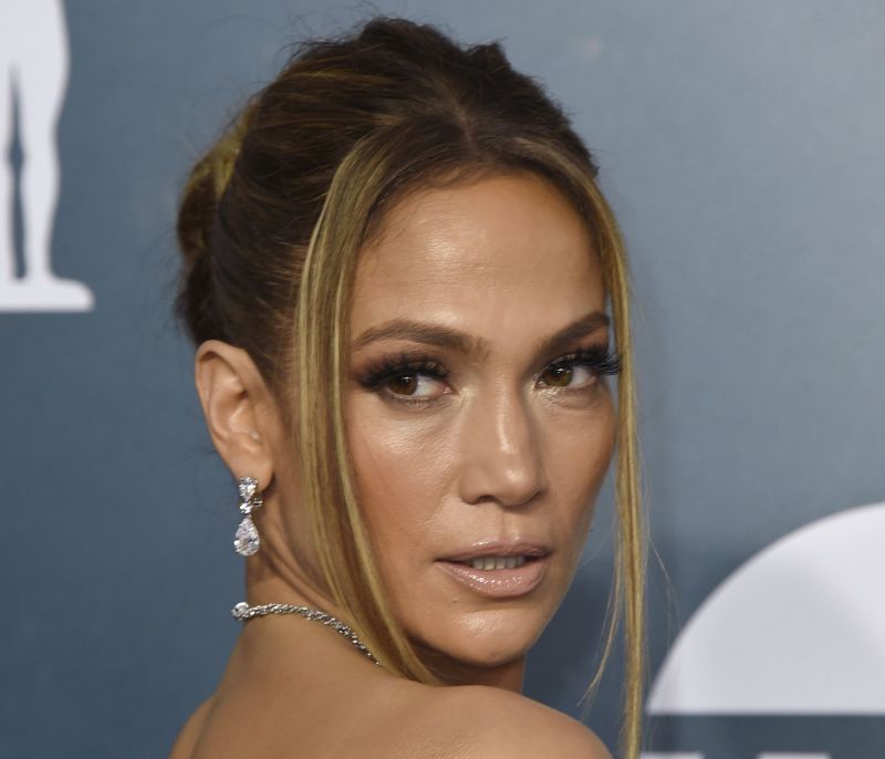Η Jennifer Lopez ήταν το απόλυτο #BeautyIcon του 2020 και το λέμε με αποδείξεις