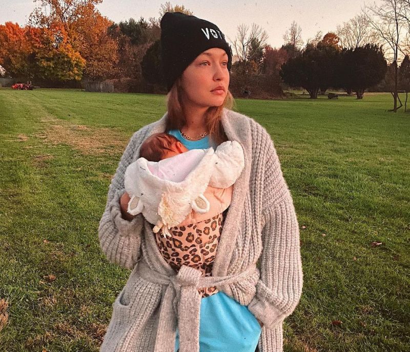 H Gigi Hadid αποκαλύπτει γιατί αποφάσισε να γεννήσει στο σπίτι της