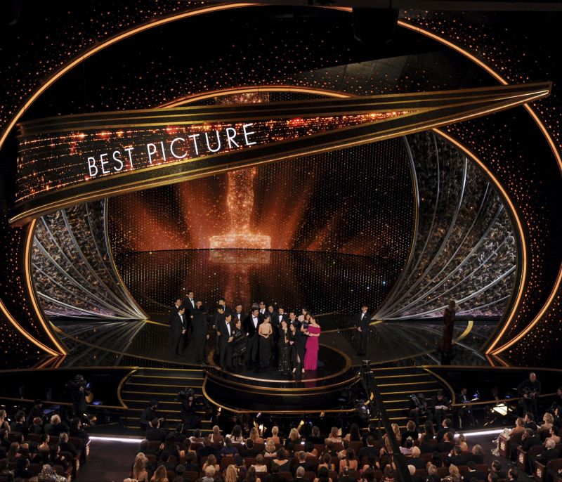 It's... Oscars time: Aυτό το διάσημο ζευγάρι θα ανακοινώσει τις υποψηφιότητες (photos)