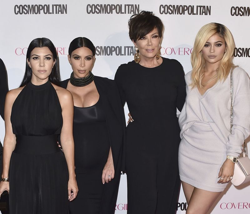 Δεν φαντάζεσαι πώς ήταν η οικογένεια Kardashian-Jenner πριν τις αισθητικές παρεμβάσεις (photo)